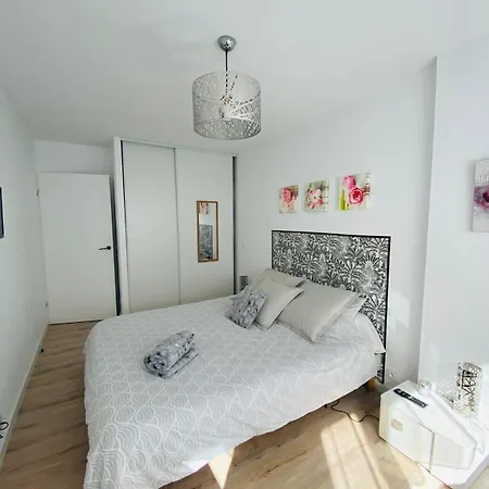 Nouveau, Hyper Centre T2 Parking Prive Daire Biarritz